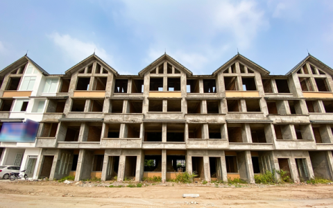 Nóng "sốt" đất vùng ven, cẩn trọng chiêu trò thổi giá ảo của cò đất